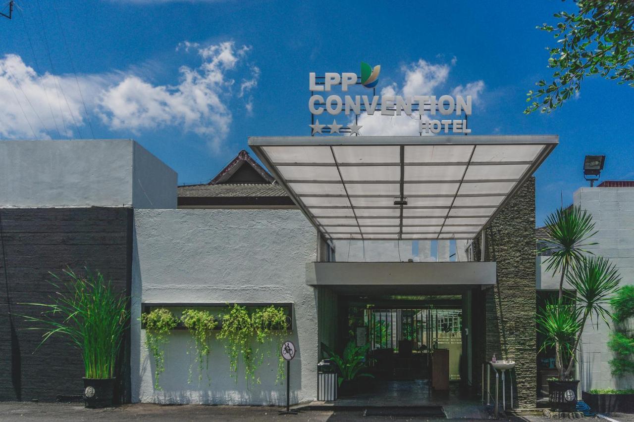 Lpp Convention Hotel Demangan Pakualaman Exterior foto