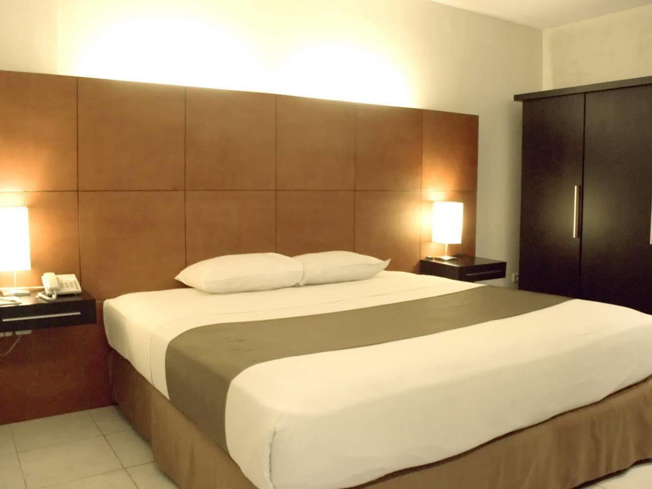 Lpp Convention Hotel Demangan Pakualaman Exterior foto